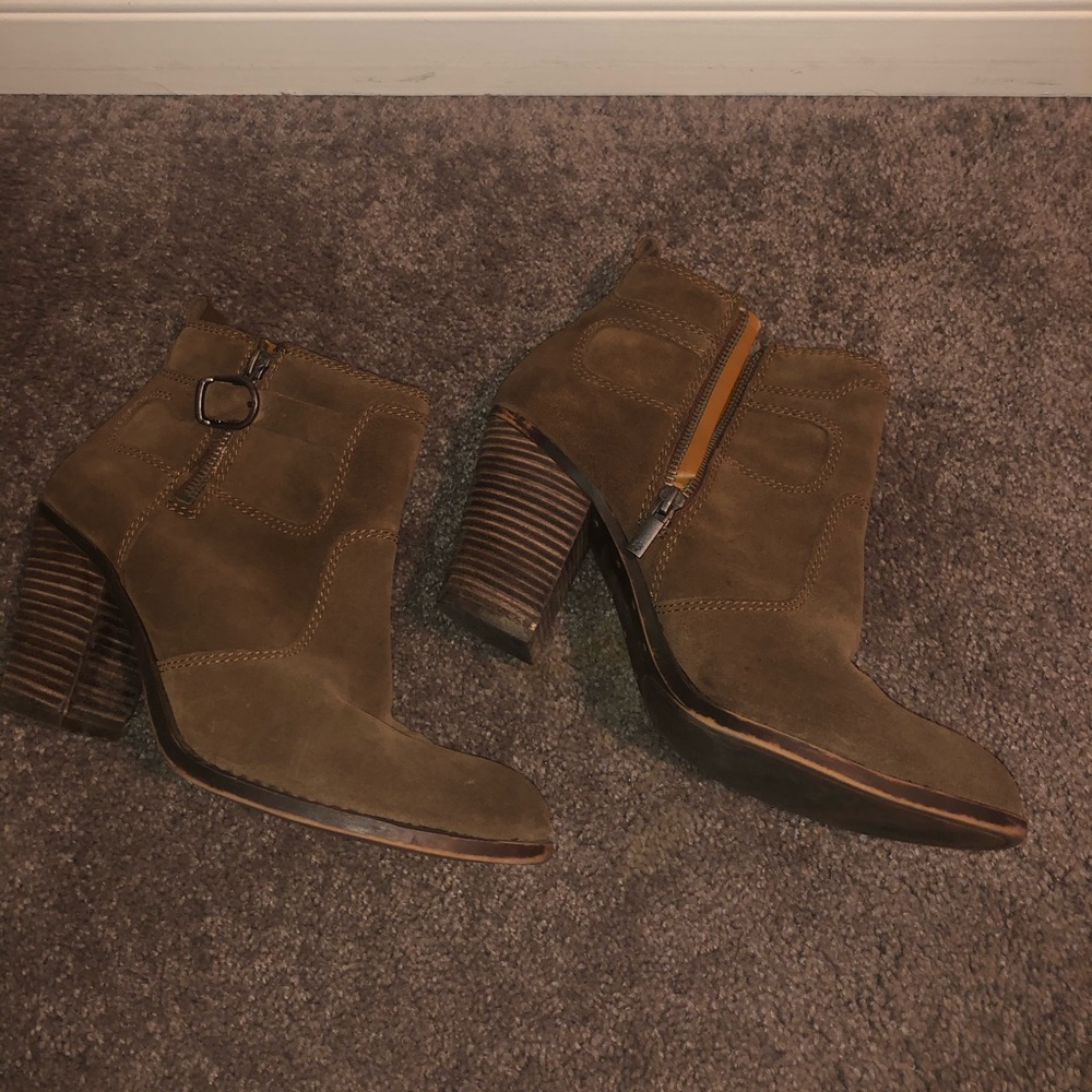 Lucky brand size 10 booties